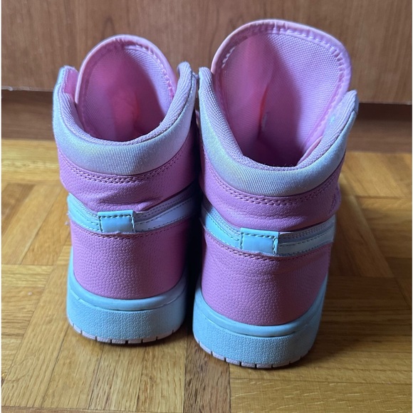 Jordan 1s Mid Digital Pink/ White Pink Foam women 5.5 - Picture 6 of 6